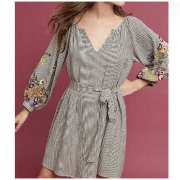 Feather Bone Anthropologie Lindsey Grey White Striped Embroidered Dress XSP - Picture 1 of 11